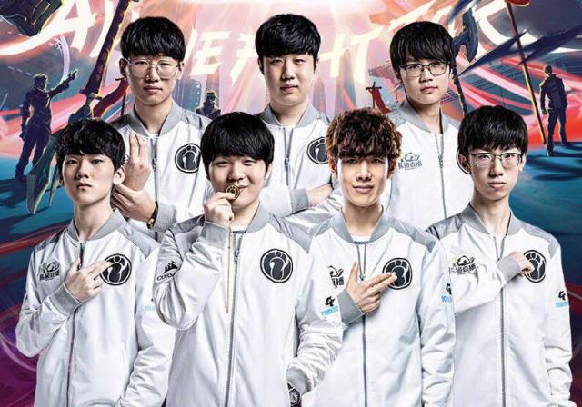 功复出的故 功复出的故