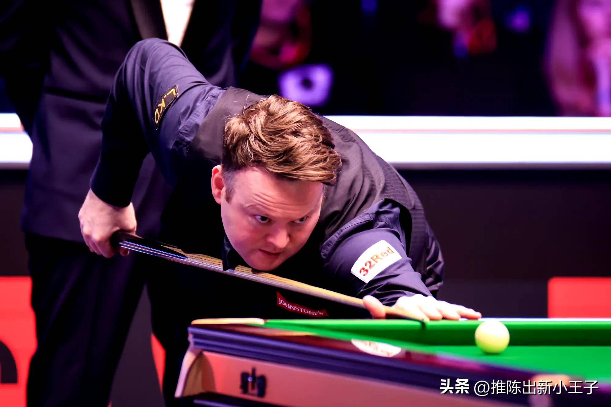 了他的个人 了他的个人